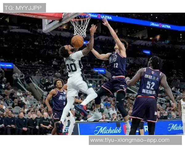 广州男篮季前赛遭遇马刺狂轰119分创单场失分新低 广州男篮季前赛遭遇马刺狂轰119分创单场失分新低