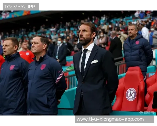 伊沃比迎来英超生涯300场里程碑贡献32球40助攻展现卓越表现 伊沃比迎来英超生涯300场里程碑贡献32球40助攻展现卓越表现